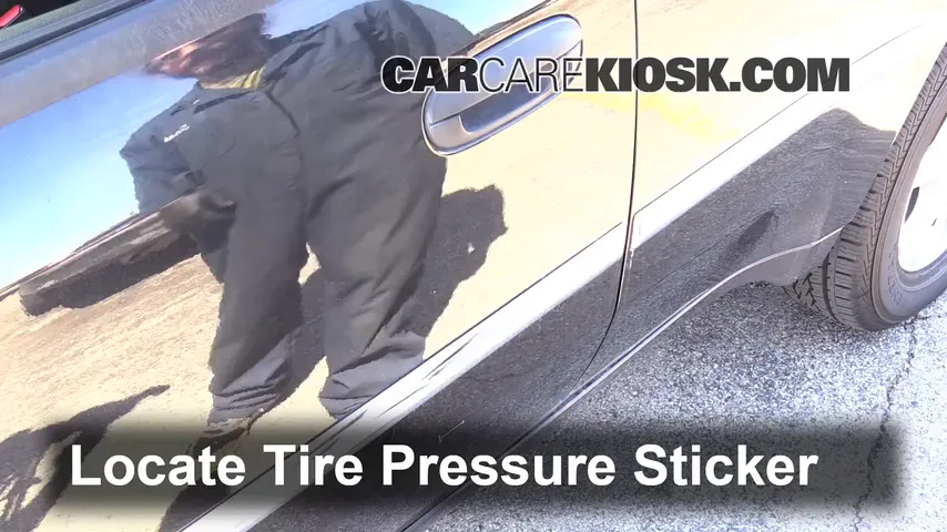 2009 GMC Envoy SLE 4.2L 6 Cyl. Tires & Wheels Check Tire Pressure
